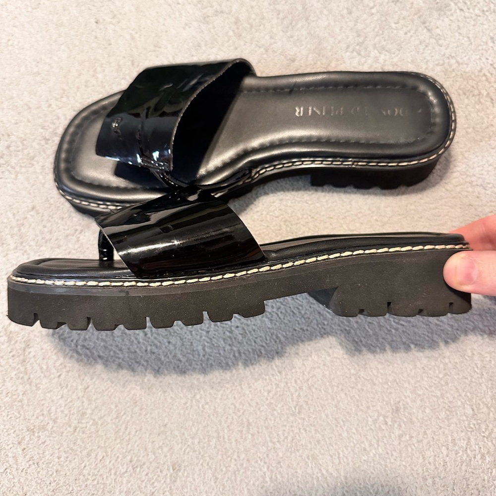 Donald J. Pliner Y2K inspired Black Patent Slide Sandals stack heel Size 6 - Picture 2 of 5